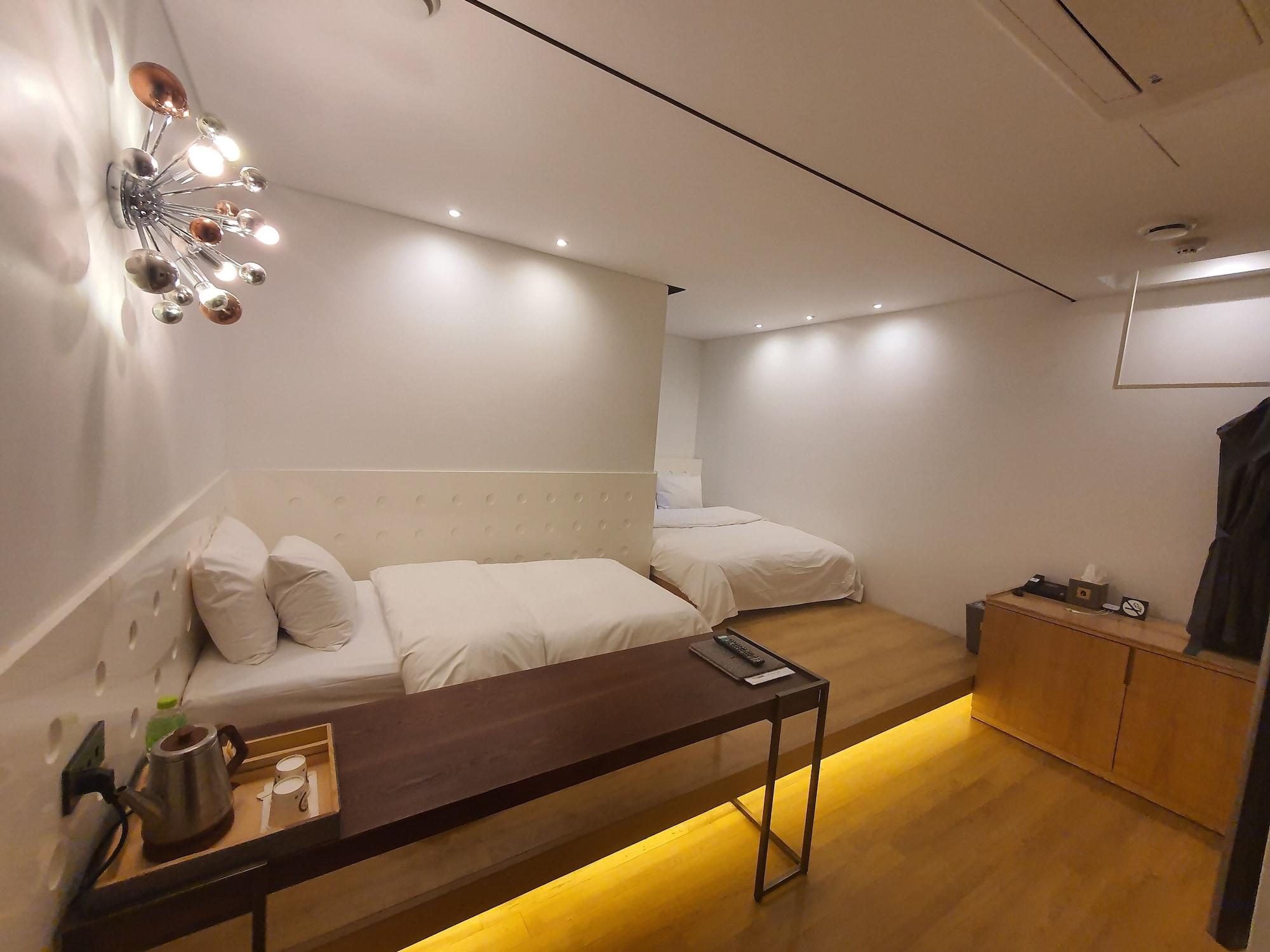Hotel The Designers Kondae Сеул Екстер'єр фото